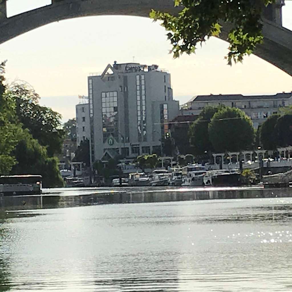 Campanile Nogent-Sur-Marne Nogent-sur-Marne Exterior foto